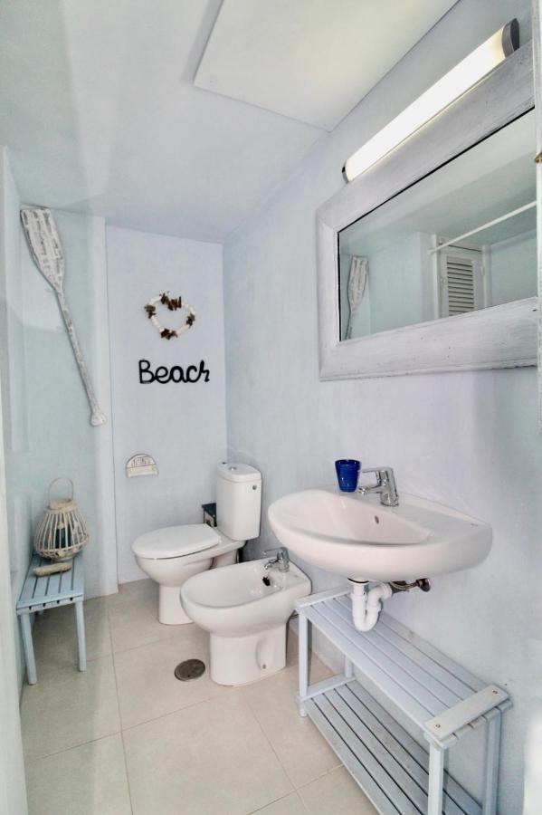 Agradable Apartamento Con Terraza En Formentera Es Pujols Buitenkant foto